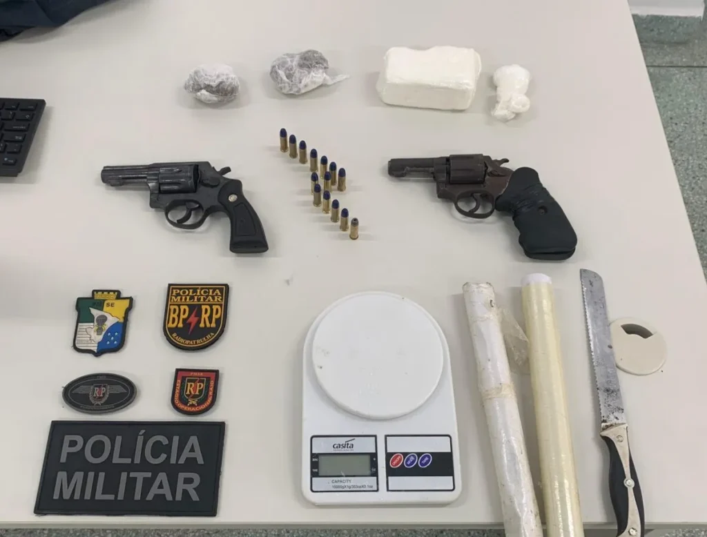 Adolescente é apreendido com armas, drogas e munição na Zona Norte de Aracaju