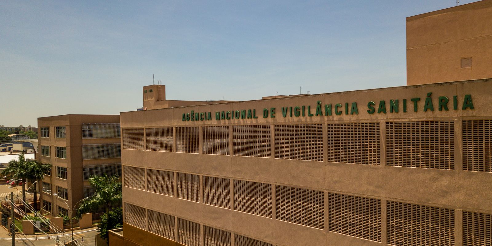 Anvisa manda recolher azeite Los Nobles e veta suplemento Zempyc Natural