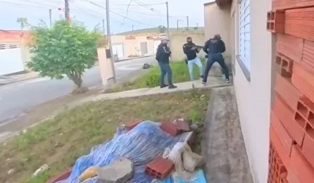 Operação policial prende três suspeitos de roubar motoristas de aplicativo na Grande Aracaju