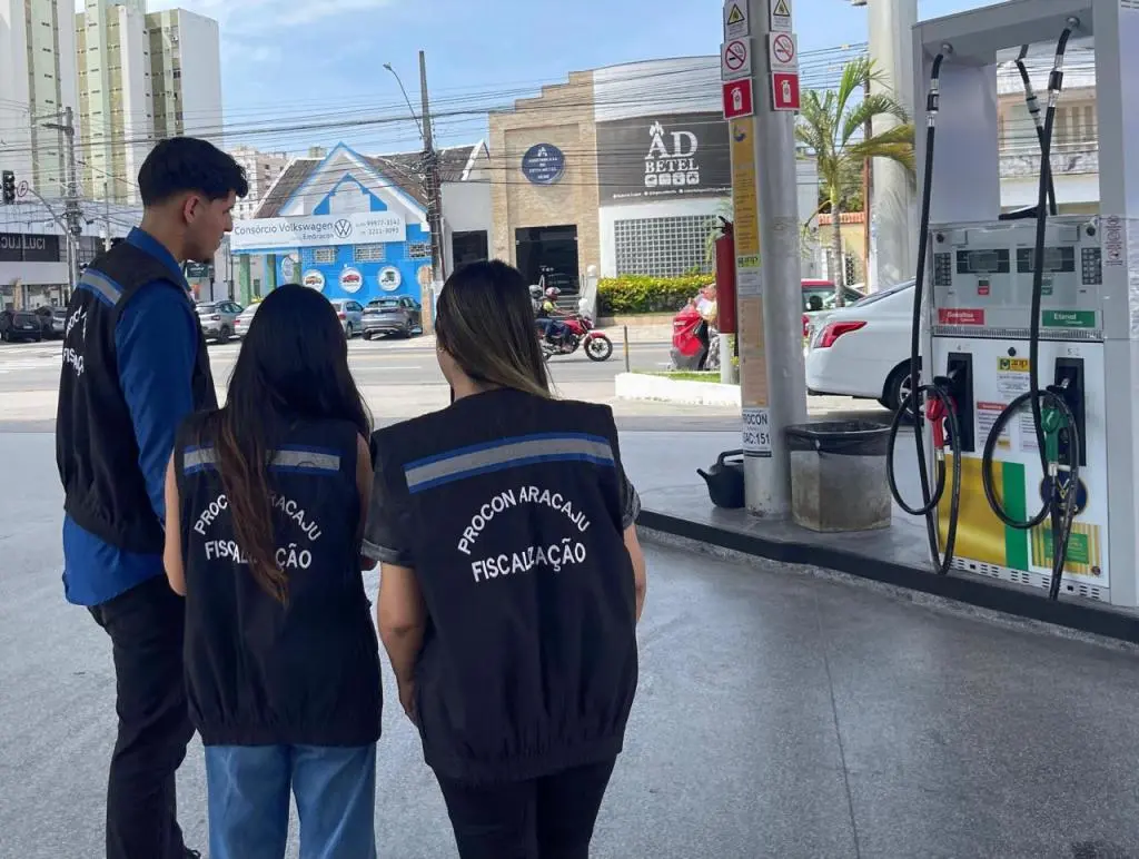 Procon Aracaju divulga pesquisa com preços de combustíveis em 43 postos da capital