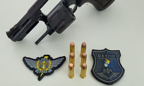 Homem é detido em Aracaju minutos após comprar revólver calibre .38