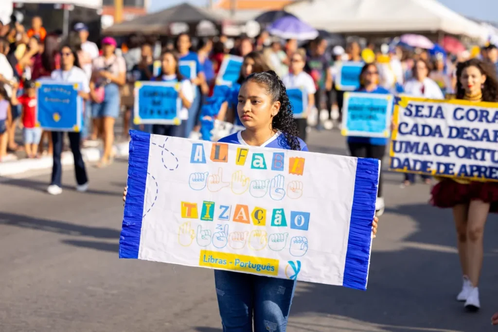 Socorro celebra 50º Desfile Cívico com foco na alfabetização