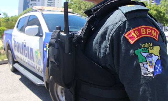 Homem é detido após furto em supermercado no bairro Ponto Novo
