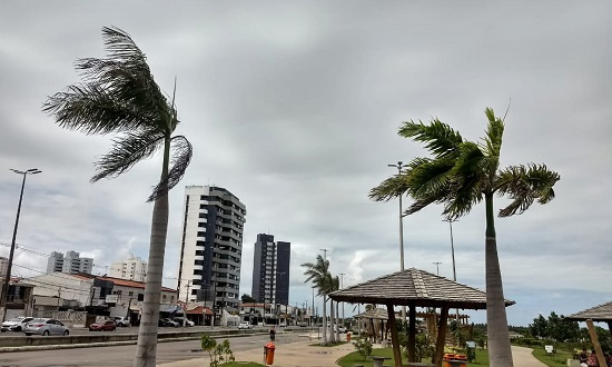 INMET emite alerta de ventos fortes para cidades do leste de Sergipe