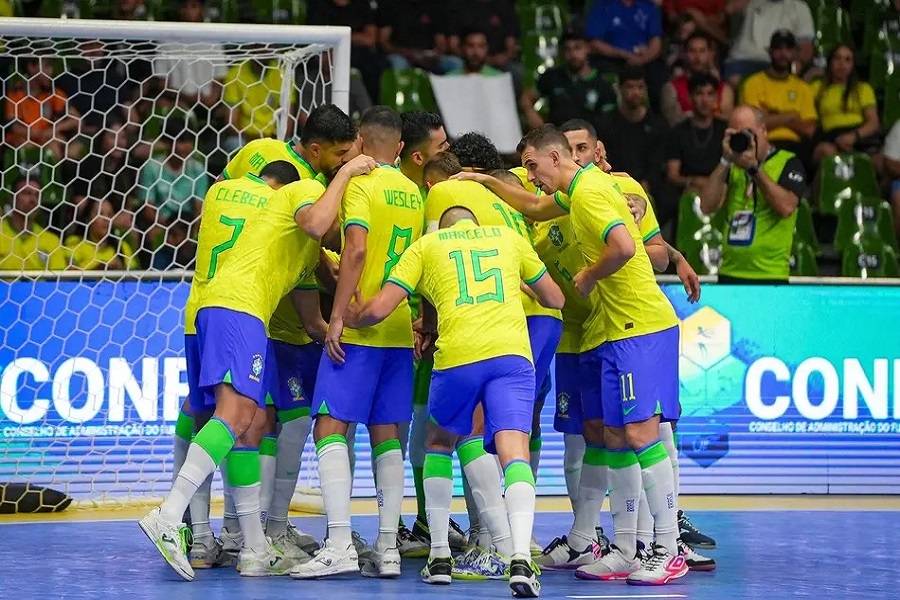 No sufoco, Brasil vence e é campeão da Copa das Nações de Futsal