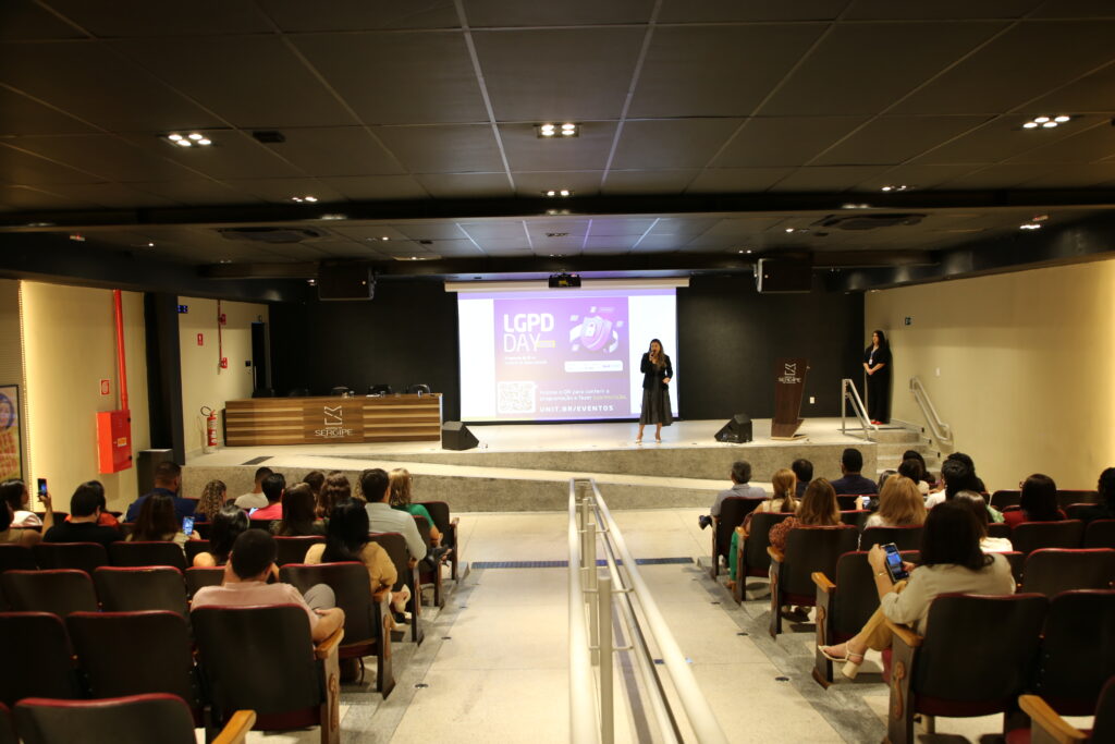 Empresas buscam “protetores de dados” para se adequar à LGPD 
