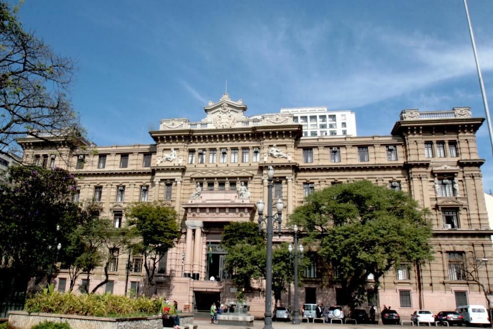 Concurso do TJ/SP abre inscrições com 220 vagas para juiz com remuneração inicial de R$ 34.083,14