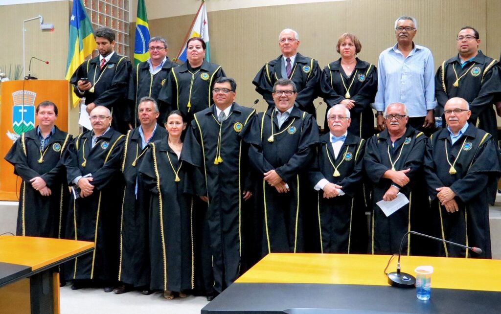 E FOI-SE O TANQUE DA SERRA.