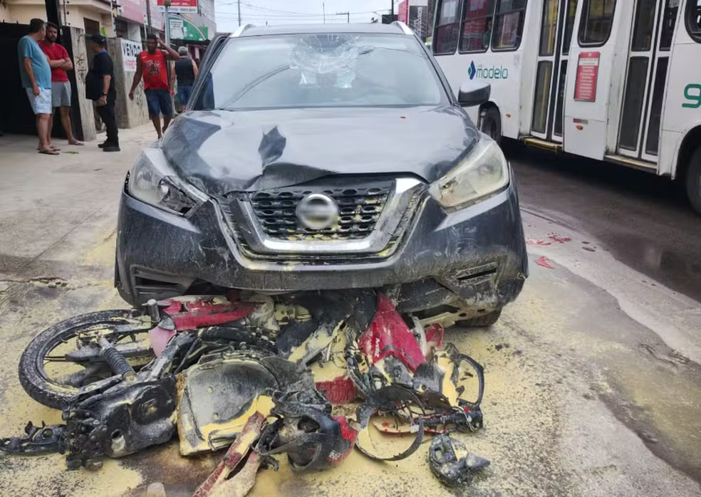 Mulher é atropelada em calçada e motorista é preso em Aracaju