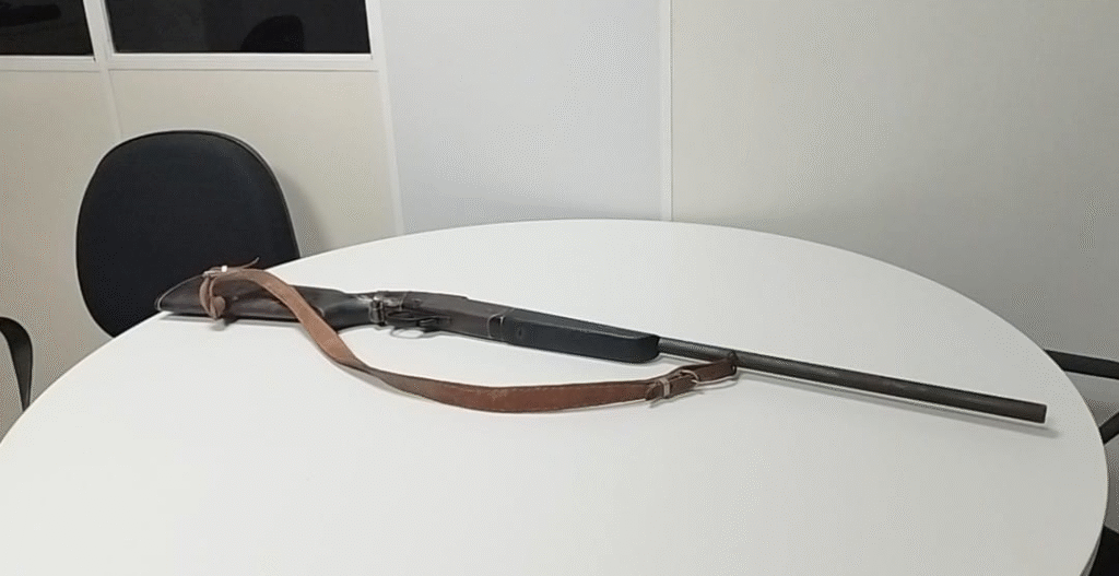 Polícia Civil prende suspeito e apreende espingarda após denúncia anônima em povoado de Itabaiana