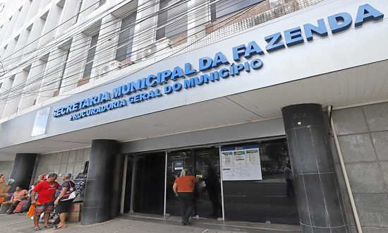 Justiça suspende bloqueio de R$ 220 milhões da outorga da Deso para Aracaju