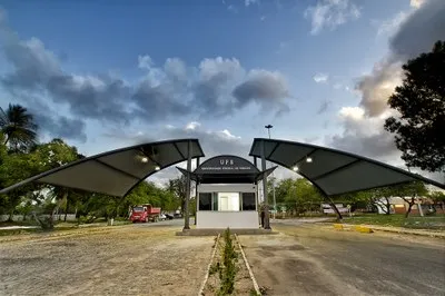 Justiça obriga UFS a repor vagas de cotas raciais canceladas por fraude