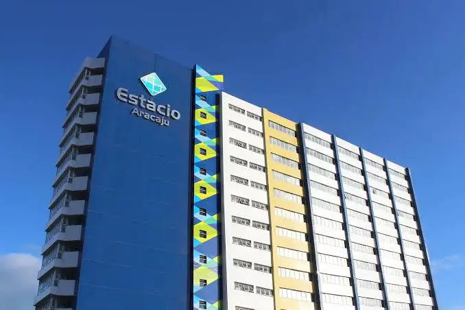 Estácio oferece programação gratuita em outubro com foco em educação, saúde e bem-estar