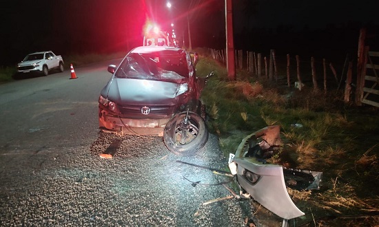 Motorista fica ferido em colisão frontal na SE-100, em Barra dos Coqueiros