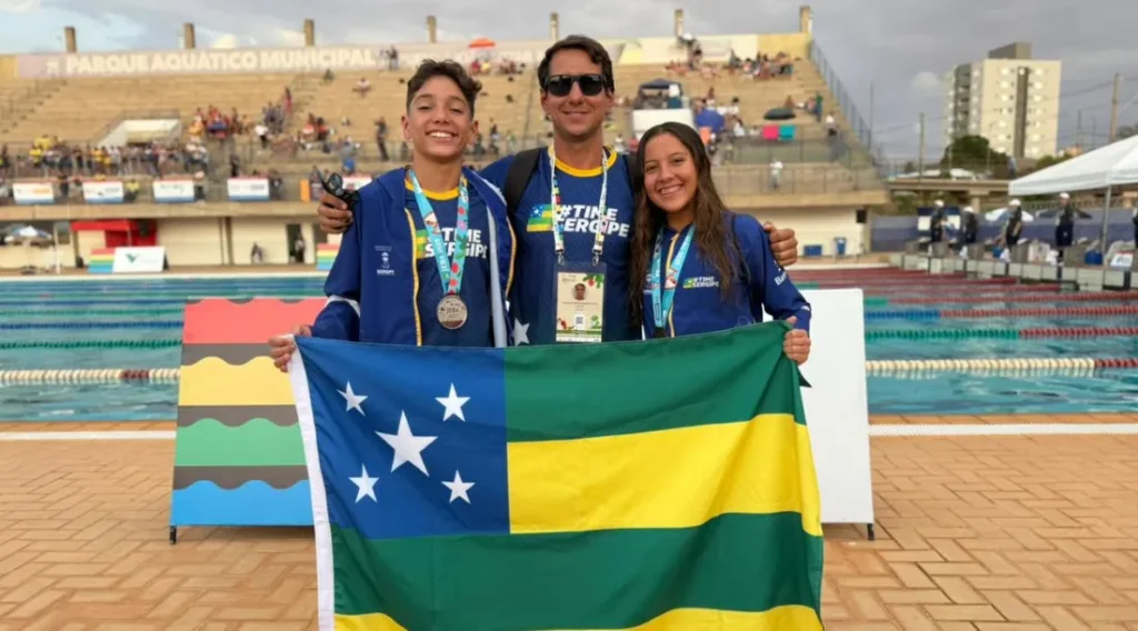 Sergipe inicia JEBs 2025 com medalhas de prata e bronze na natação