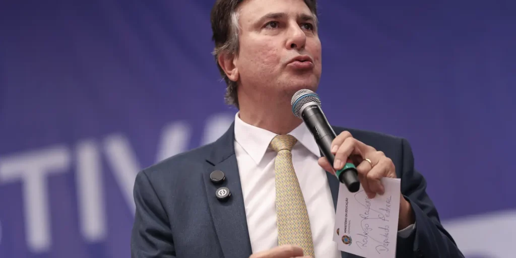 MEC oferece 5 mil vagas em cursos de ciência e tecnologia no próximo Enem