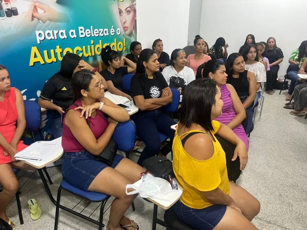 Fundat inicia seis cursos profissionalizantes no Mosqueiro e beneficia 109 alunos
