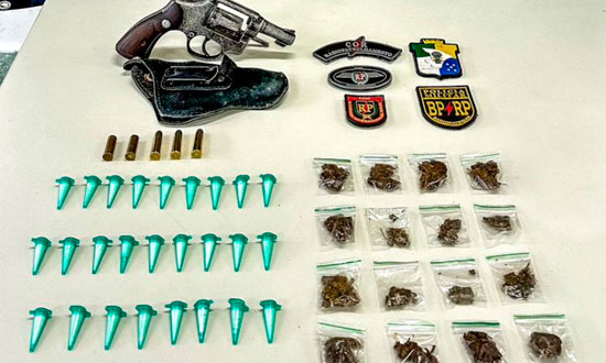 Polícia Militar apreende revólver e drogas em bairro de Nossa Senhora do Socorro
