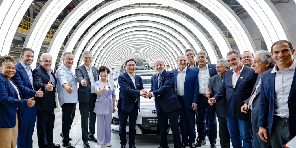 Lula diz que nova fábrica da BYD na Bahia reforça confiança no Brasil