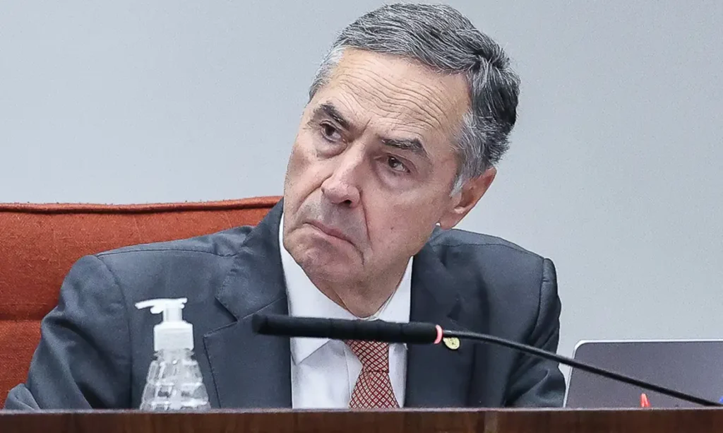 Luís Roberto Barroso comunica aposentadoria do Supremo Tribunal Federal