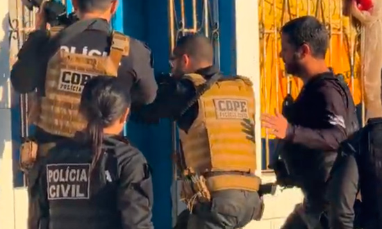 Polícia Civil cumpre mandado contra pornografia infantil em Pacatuba durante Operação Pharos 2