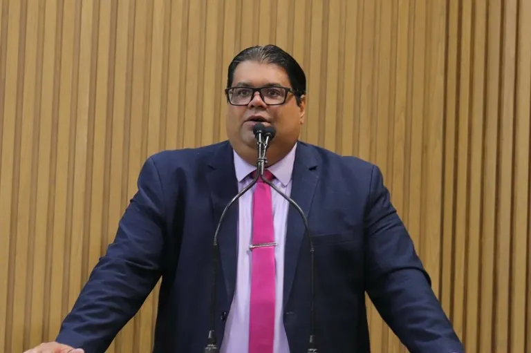 Vereador ressalta ordem de serviço para primeira residência inclusiva de Aracaju