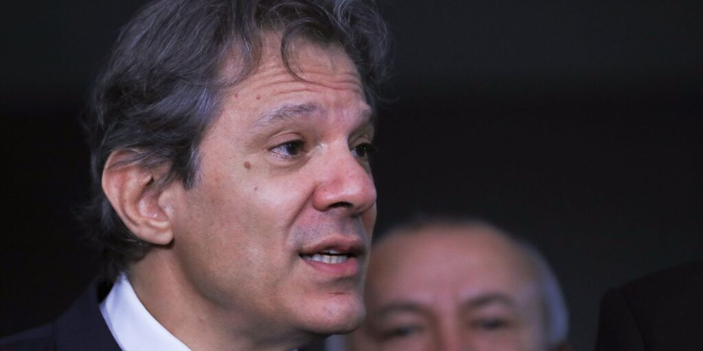 Haddad quer reintroduzir trechos pacificados da MP 1.303 para fechar rombo de 2026
