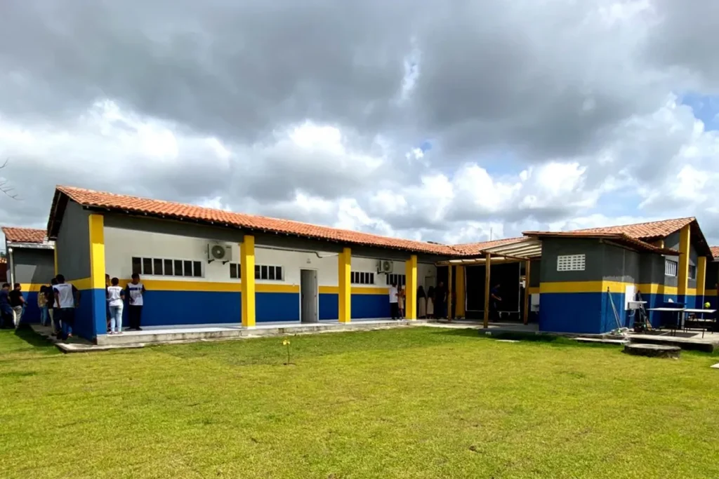 Prefeitura de Pacatuba reinaugura Escola Manoel Ricardo dos Santos