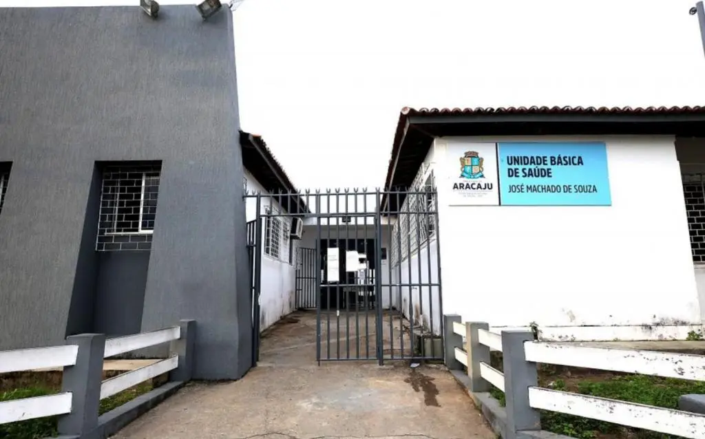 Vacinação de sábado será mantida em nova unidade após furto em posto de saúde de Aracaju