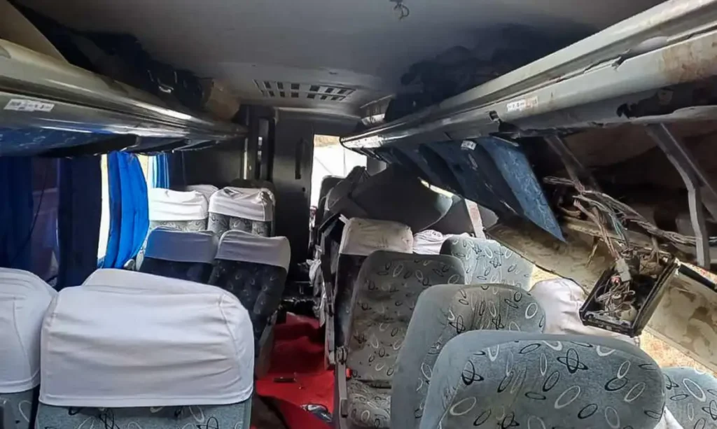 Número de mortos em acidente de ônibus em Pernambuco sobe para 17
