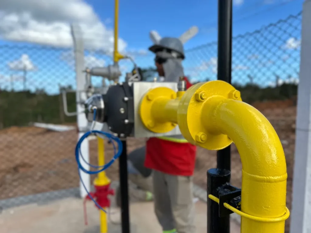 Governo de Sergipe conclui últimos ajustes para levar gás natural à indústria Radiante, em Estância