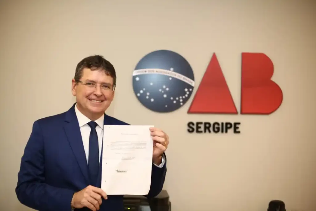 Fabiano Feitosa oficializa candidatura ao cargo de desembargador do TJSE