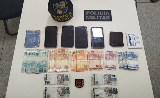 Quatro homens são detidos por repassar cédulas falsas em Ilha das Flores