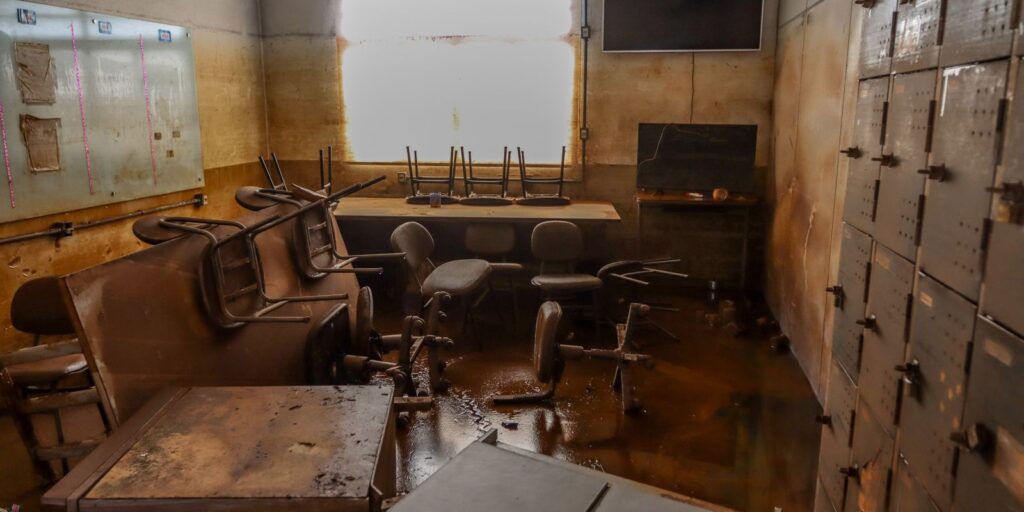 Rio Grande do Sul amplia plano de contingência para 730 escolas após enchentes