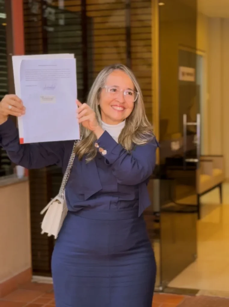 Advogada Ana Lúcia Souza Alves registra candidatura ao Quinto Constitucional do TJSE