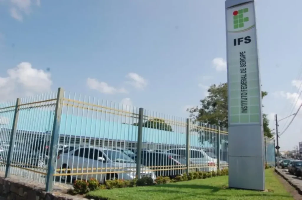 IFS abre edital com mais de 1,2 mil vagas para cursos técnicos integrados ao ensino médio