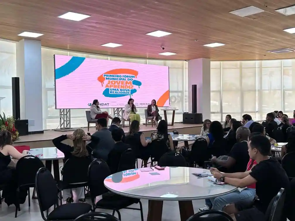 Aracaju amplia direitos e destrava contratação no Programa Jovem Aprendiz