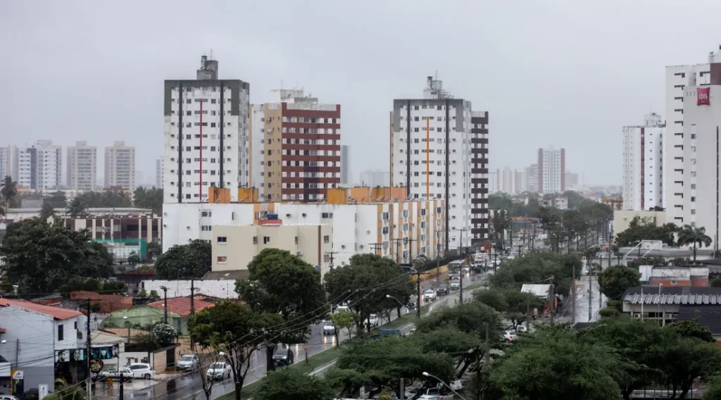 Semac renova alerta para chuvas fortes e ventos de até 70 km/h em Sergipe
