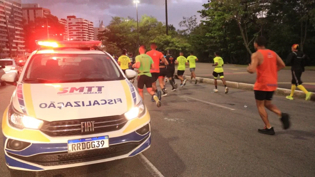 Atletas elogiam operação de trânsito da SMTT durante Maratona de Aracaju