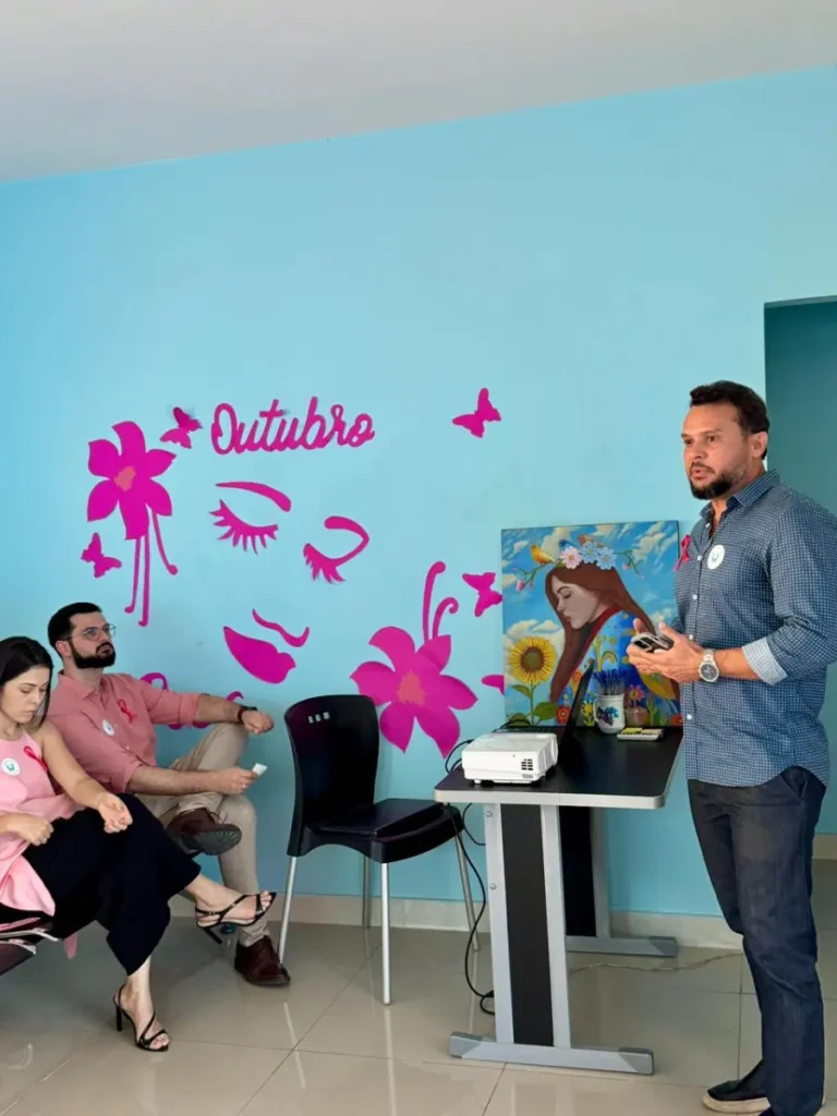 Projeto Mãos de Deus reúne mulheres para tarde de escuta e prevenção no Outubro Rosa
