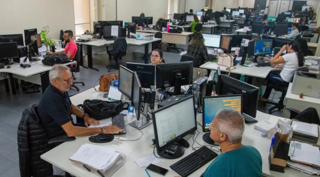Governo de Sergipe fortalece funcionalismo com capacitação, novos concursos e reajustes salariais