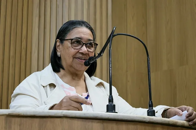 Câmara de Aracaju debate fortalecimento de políticas para idosos em sessão especial