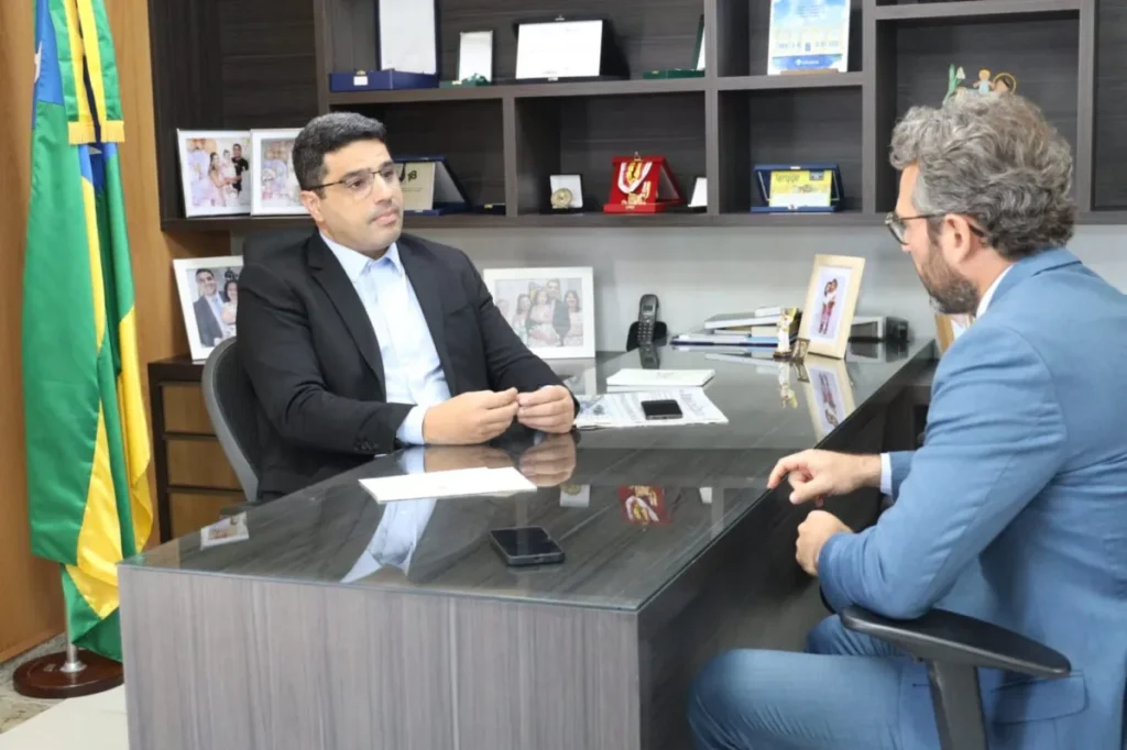 Presidente da Alese recebe convite para cerimônia de recondução do procurador-chefe do MPT-SE