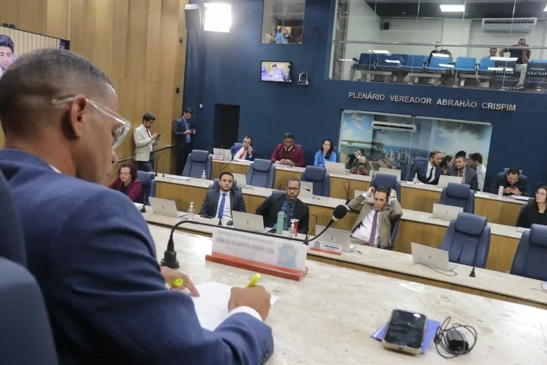 CPI da Câmara de Aracaju convoca gestores da SMTT por falta de respostas sobre multas de trânsito