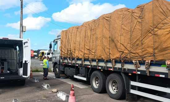 Fiscalizações em rodovias de Sergipe resultam em cinco autos de infração e recuperam mais de R$ 104 mil