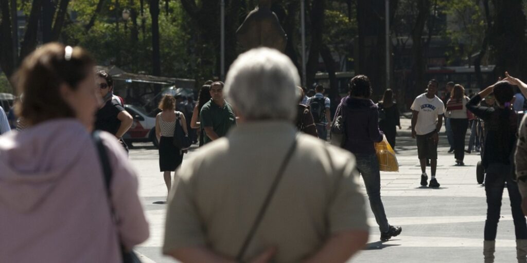 BMG reembolsará aposentados por cobranças indevidas em consignado