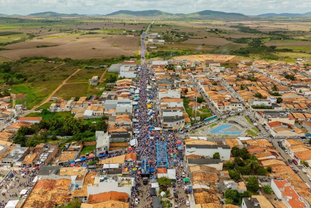 APARECIDA: Fé, emoção e devoção marcam a Romaria em homenagem à Mãe Santíssima em Nossa Senhora Aparecida