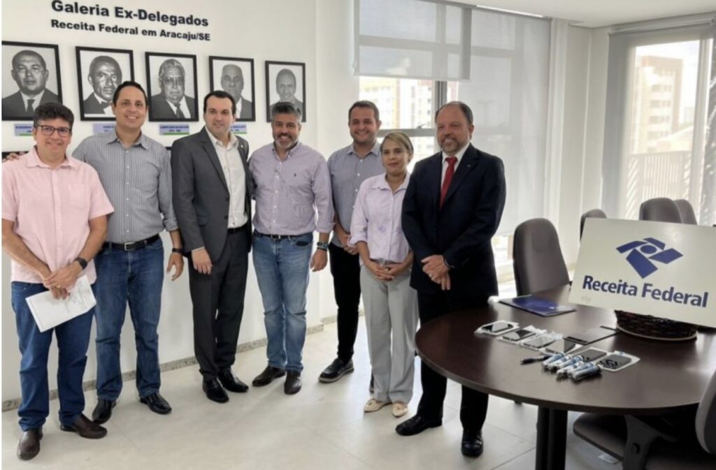 CRA-SE recebe doação de IPhones Pro da Receita Federal