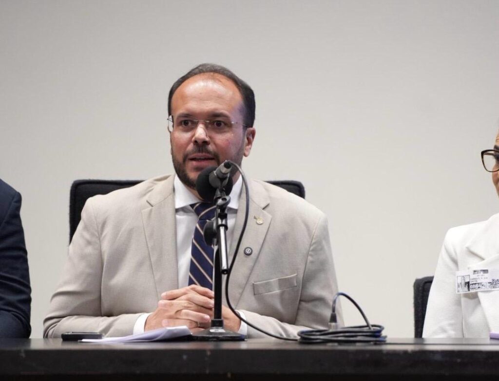 Thiago de Joaldo quer facilitar quitação do FIES para bacharéis em Direito