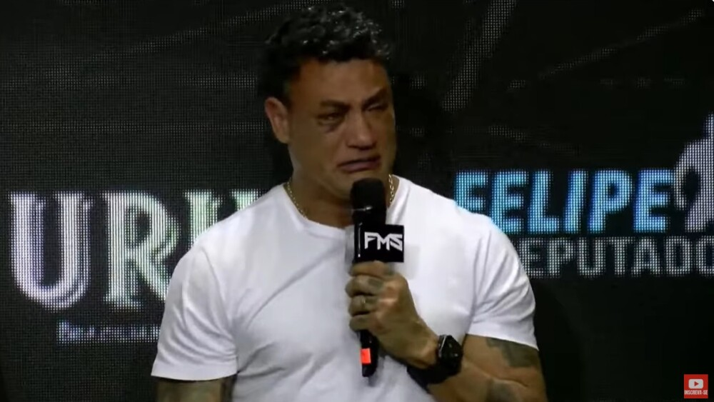 Popó anuncia aposentadoria e cita “humilhação” em briga com Wanderlei Silva como motivo.